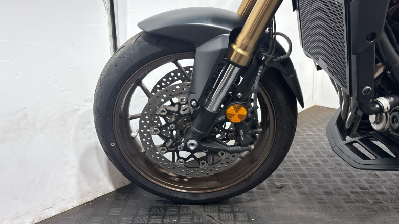 Honda CB650R E-Clutch (24MY)